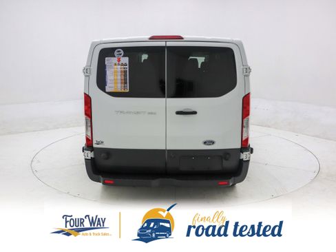 Used 2016 Ford Transit 350 XL image 5