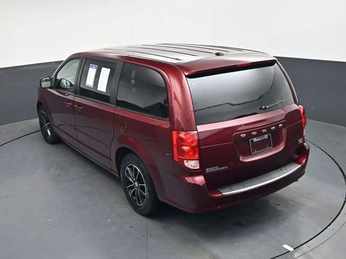 Used 2017 Dodge Grand Caravan GT image 26