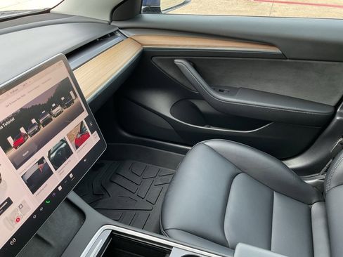 Used 2022 Tesla Model 3 Long Range image 34