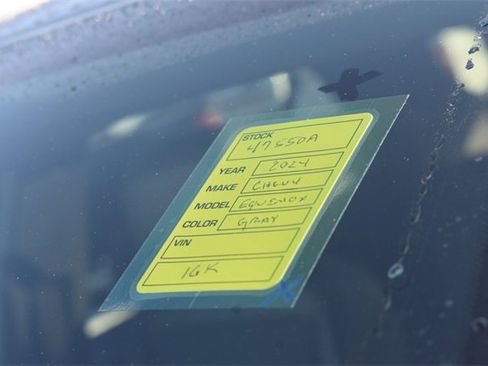 Used 2024 Chevrolet Equinox Premier image 44