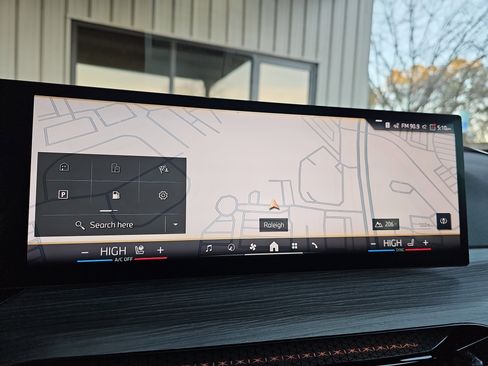 New 2026 BMW 330i Sedan w/ M Sport Package image 24