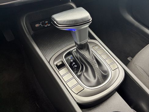 Used 2025 Hyundai Kona SEL image 42