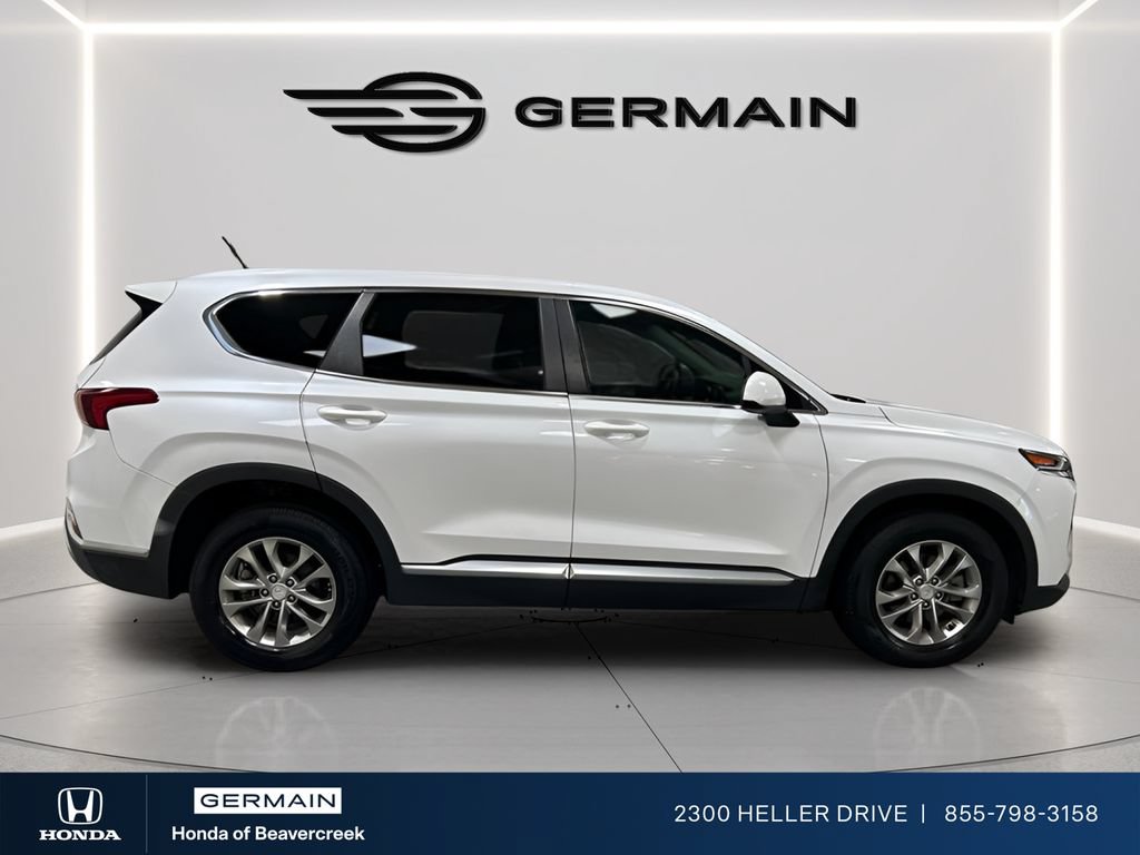 Used 2020 Hyundai Santa Fe SE FWD image 9