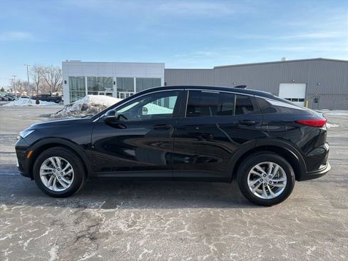 Used 2024 Buick Envista Preferred image 4