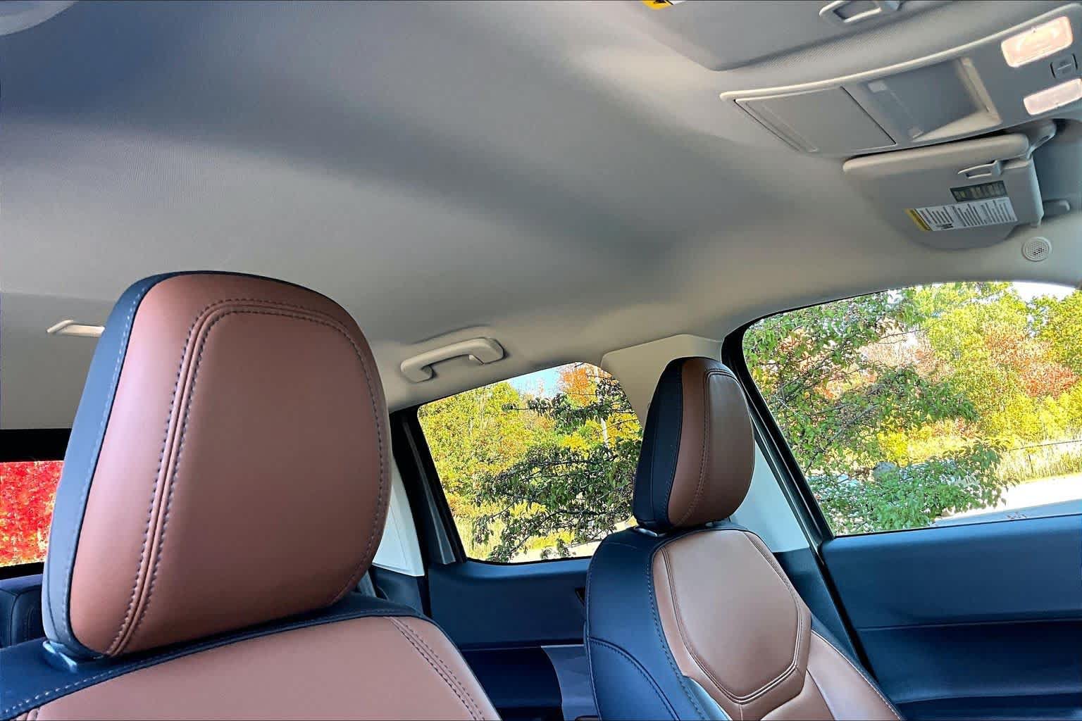Used 2023 Ford Maverick Lariat FWD image 14