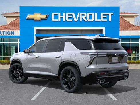 New 2026 Chevrolet Traverse RS w/ LPO, Floor Liner Package image 3