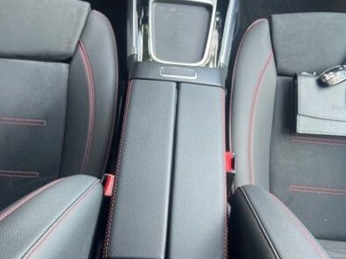 Used 2024 Mercedes-Benz GLA 35 AMG 4MATIC image 9