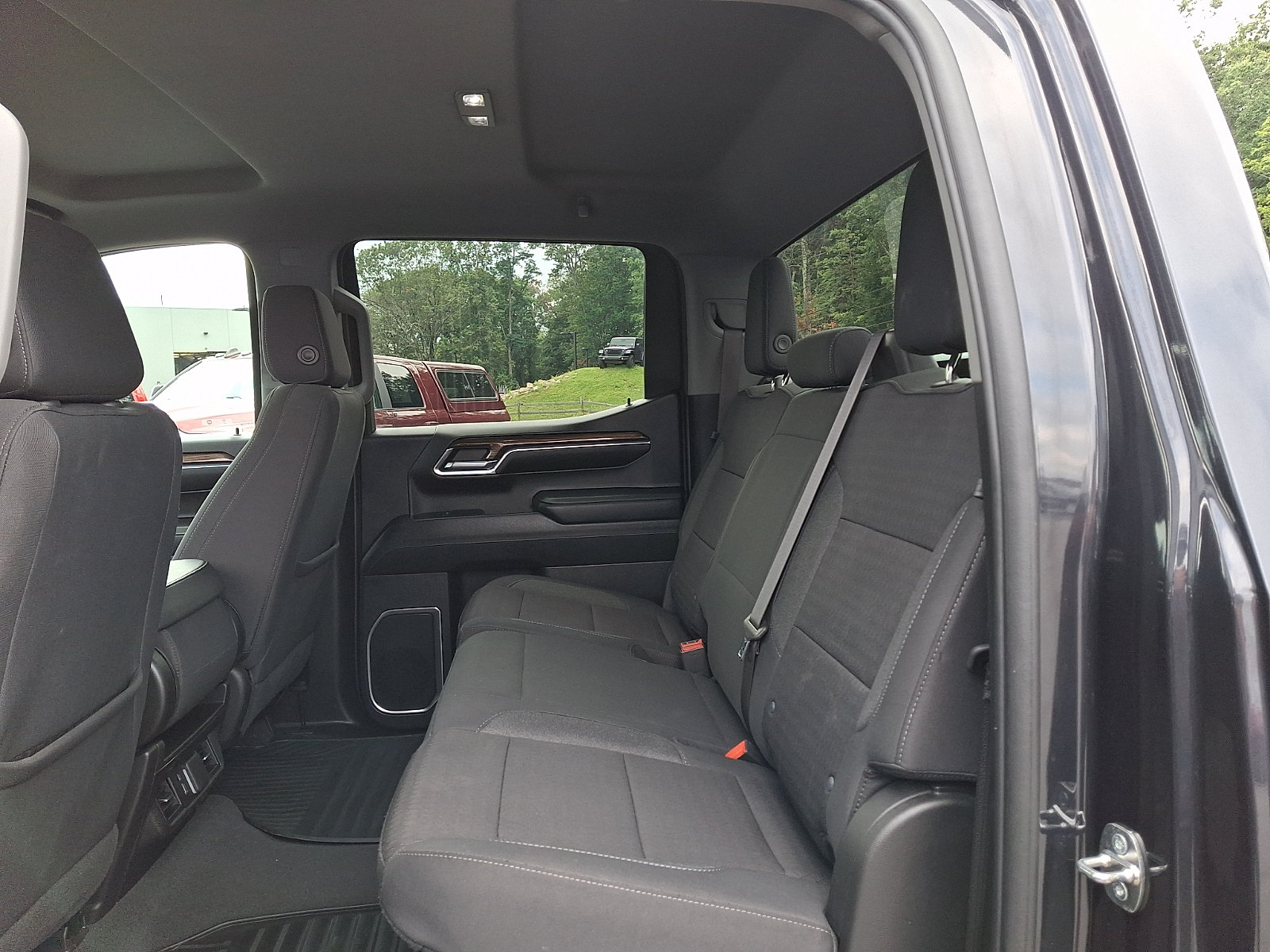 Certified 2023 Chevrolet Silverado 1500 LT AWD/4WD image 10