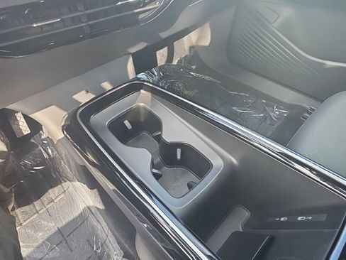 Certified 2023 Volkswagen ID.4 Pro S Plus image 18