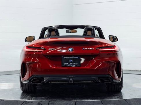 Certified 2022 BMW Z4 M40i w/ Premium Package image 7