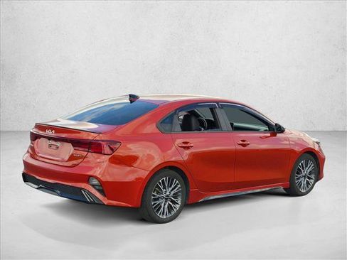 Used 2022 Kia Forte GT-Line w/ GT-Line Premium Package FWD image 5