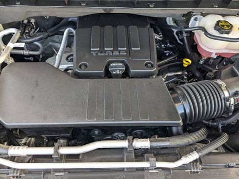 Used 2024 Chevrolet Silverado 1500 Custom image 19