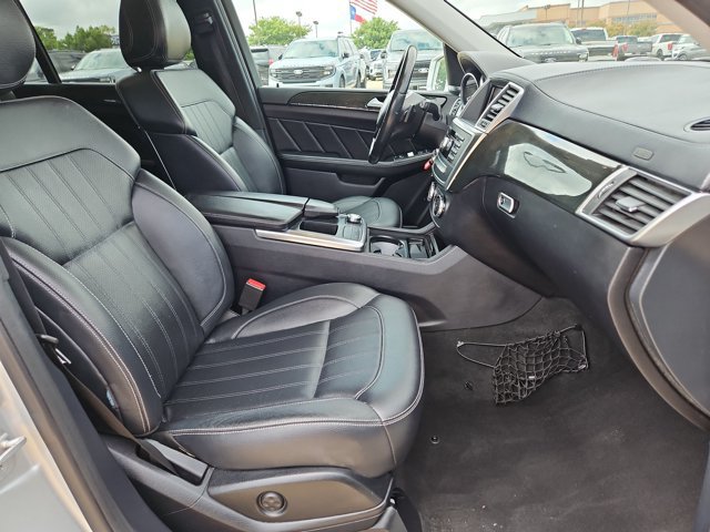 Used 2016 Mercedes-Benz GL 450 4MATIC image 23