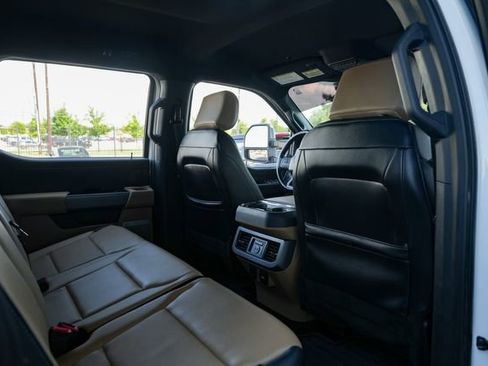 Used 2023 Ford F250 Lariat w/ Chrome Package image 36