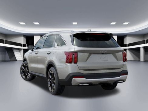 New 2026 Kia Sorento EX FWD image 4