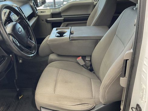 Used 2017 Ford F150 XLT w/ Equipment Group 302A Luxury AWD/4WD image 8