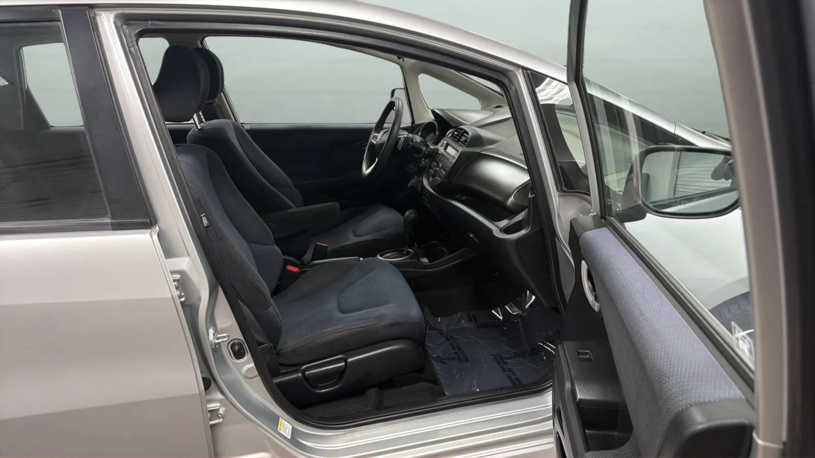 Used 2013 Honda Fit Sport image 20