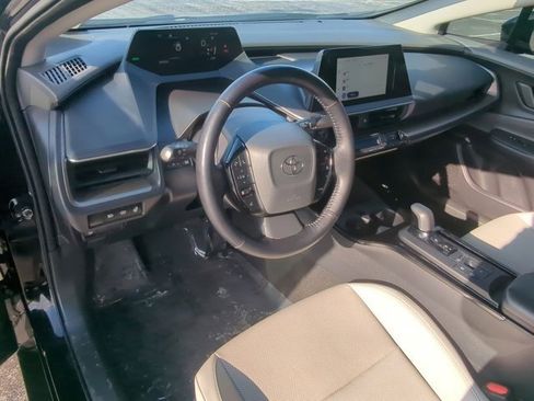 Certified 2024 Toyota Prius XLE image 9