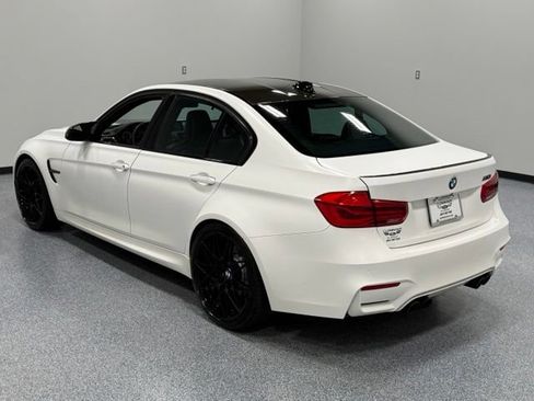 Used 2017 BMW M3 RWD image 9