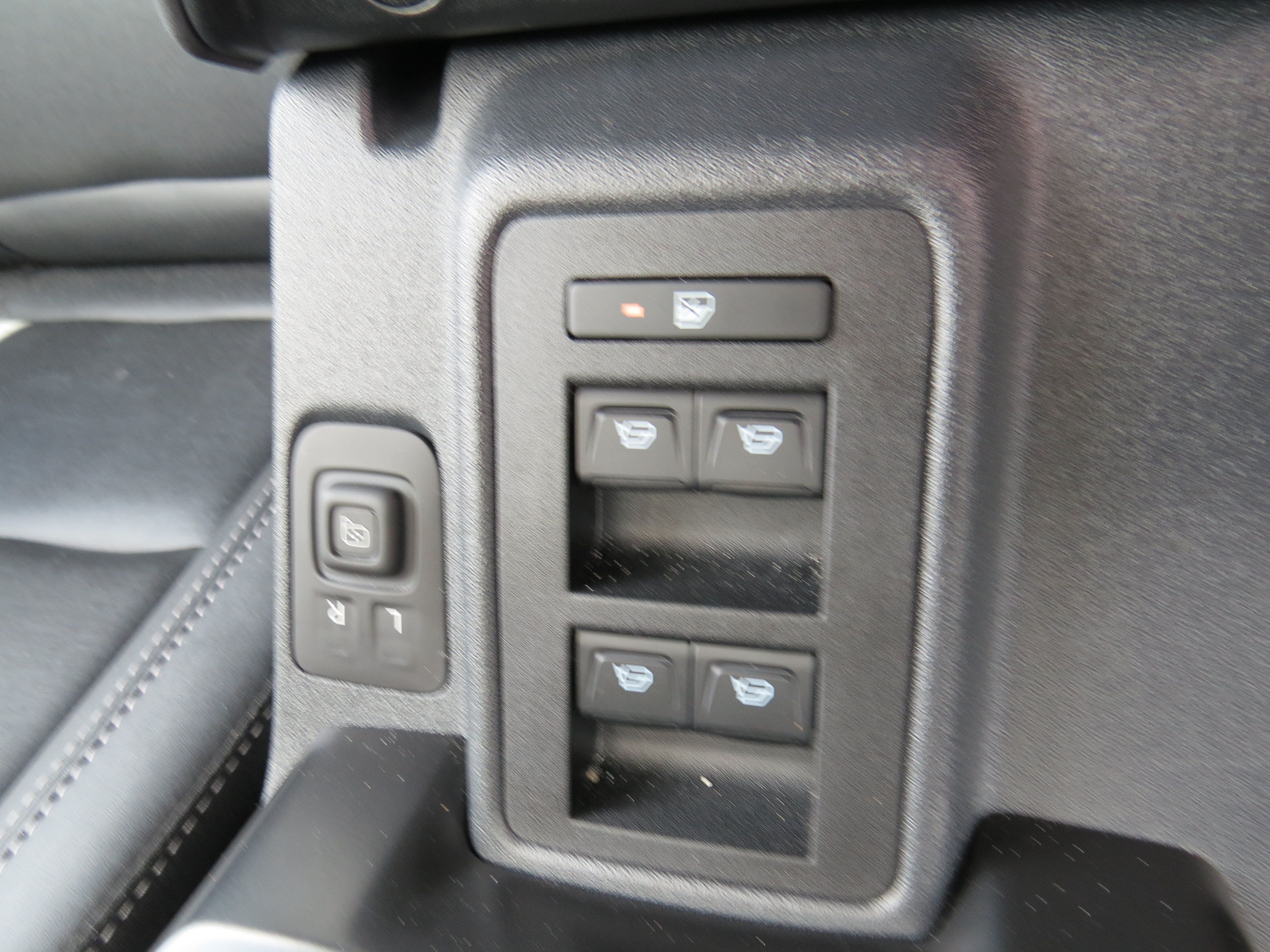 Used 2025 Ford Bronco Badlands AWD/4WD image 21