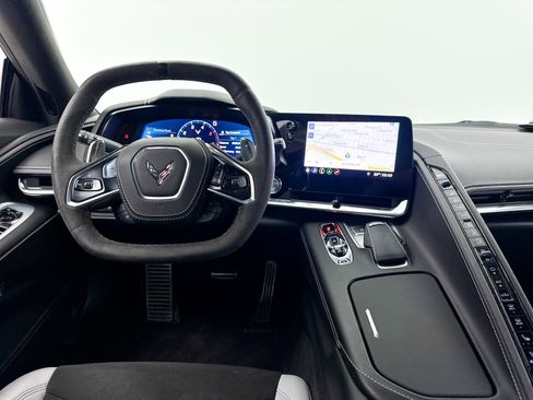 Used 2020 Chevrolet Corvette Stingray w/ 3LT Preferred Equipment Group image 22