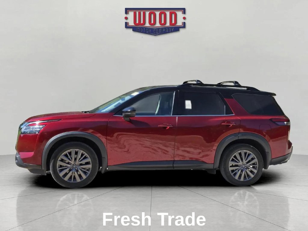 Used 2023 Nissan Pathfinder SL w/ SL Premium Package AWD/4WD image 4
