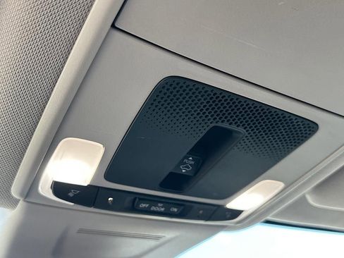 Used 2023 Honda CR-V EX-L image 30