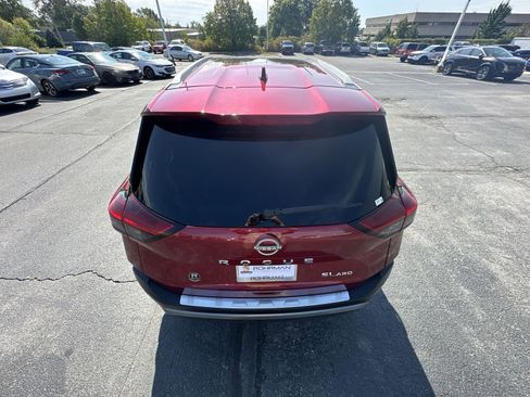 Used 2022 Nissan Rogue SL w/ SL Premium Package image 30