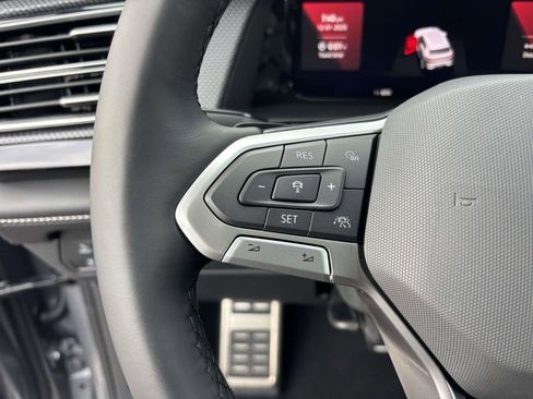 New 2026 Volkswagen Atlas Cross Sport SEL R-Line image 18