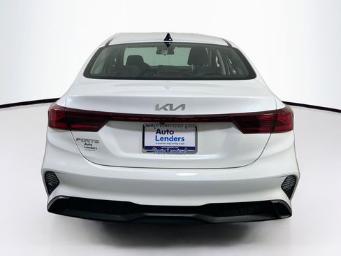 Used 2023 Kia Forte LXS w/ LXS Technology Package image 6