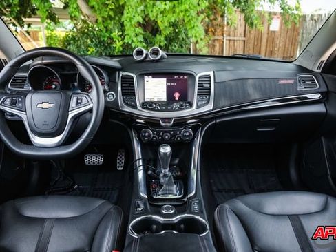 Used 2015 Chevrolet SS RWD image 7