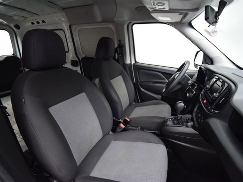 Used 2020 RAM ProMaster City Tradesman image 19