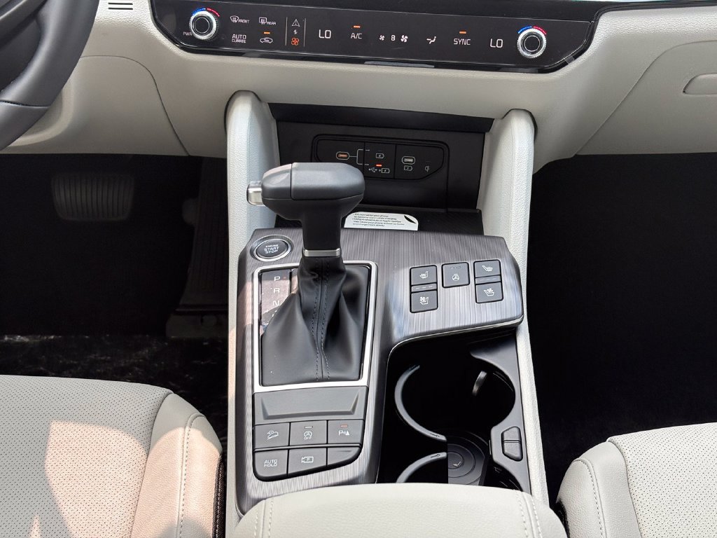 New 2026 Kia Sportage SX FWD image 14