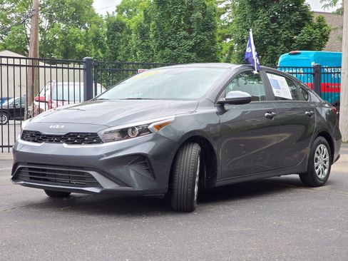 Used 2024 Kia Forte LX FWD image 17