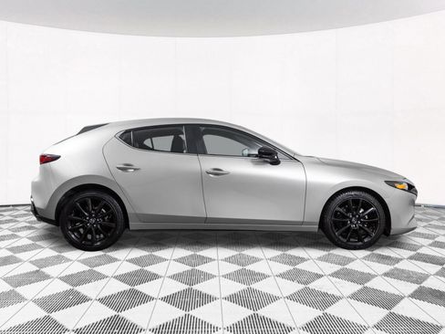 Used 2024 MAZDA MAZDA3 s FWD image 19