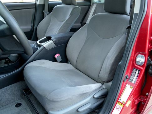 Used 2013 Toyota Prius Three FWD image 6
