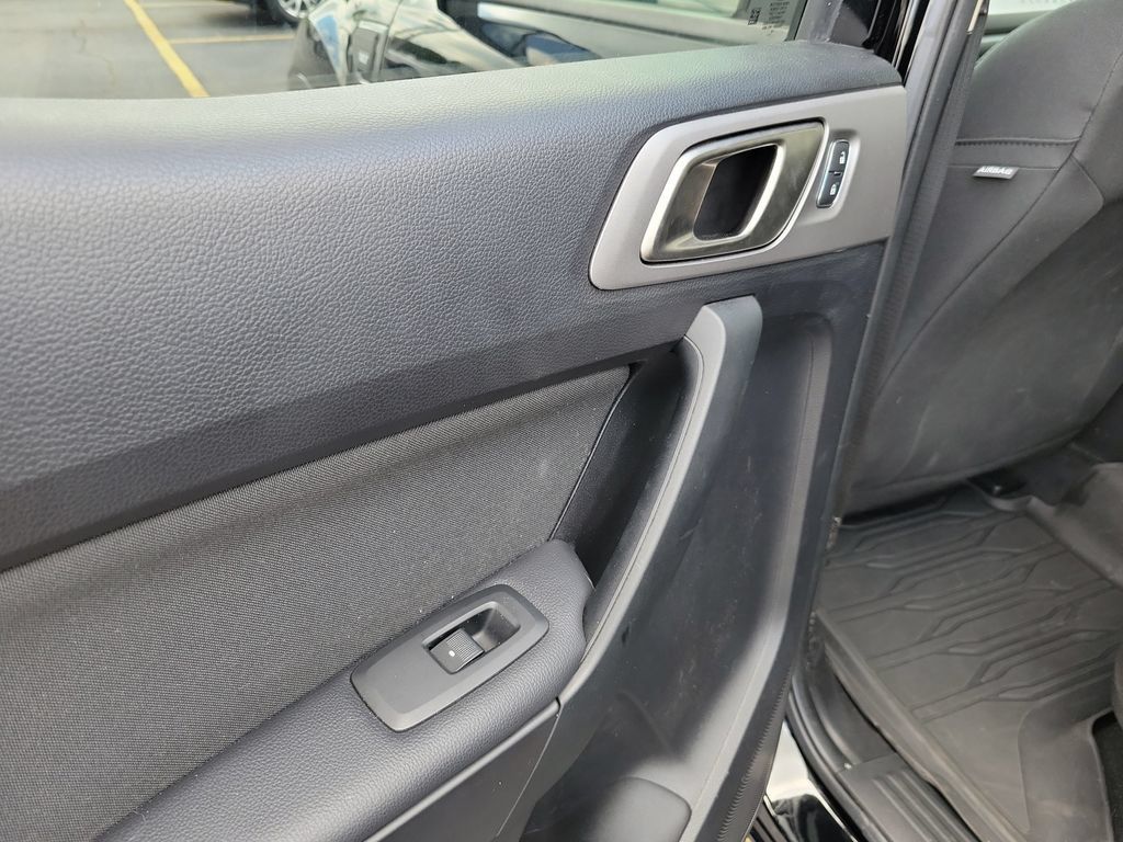 Used 2019 Ford Ranger XLT w/ Equipment Group 302A Luxury AWD/4WD image 20