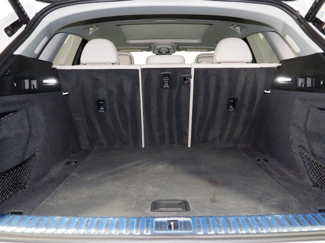 Used 2024 Audi Q8 e-tron Premium Plus w/ Premium Plus Package AWD/4WD image 48