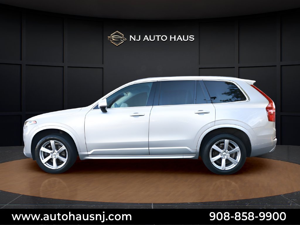 Used 2020 Volvo XC90 T6 Momentum AWD/4WD image 7