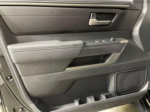 New 2026 Toyota Tundra SR5 AWD/4WD image 17