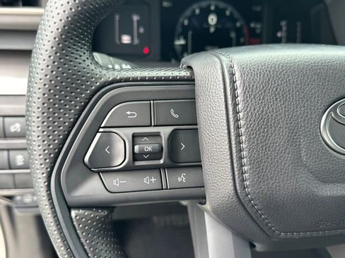 New 2025 Toyota Tacoma SR5 image 18