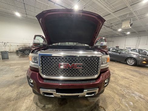 Used 2015 GMC Sierra 2500 Denali image 37