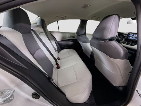 Used 2020 Toyota Corolla LE image 26