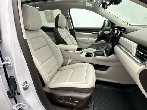 Certified 2026 GMC Terrain Denali w/ LPO, Floor Liner Package AWD/4WD image 25