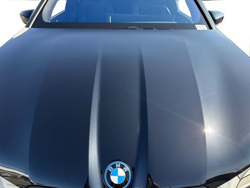 Certified 2023 BMW iX xDrive50 image 11