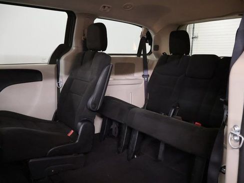 Used 2016 Dodge Grand Caravan SE w/ Quick Order Package 29E SE image 22