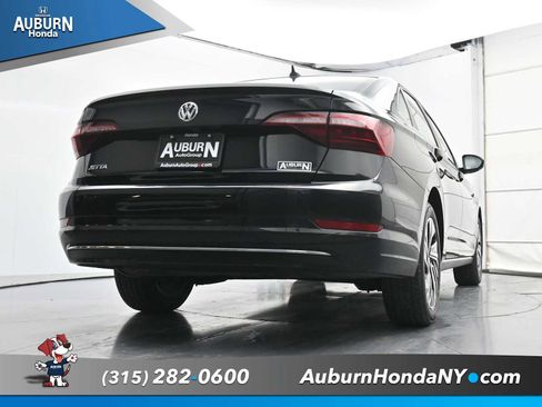 Used 2020 Volkswagen Jetta SEL image 20