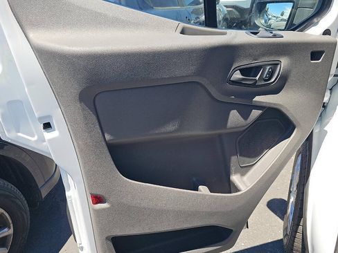 Used 2024 Ford Transit 350 XLT RWD image 12