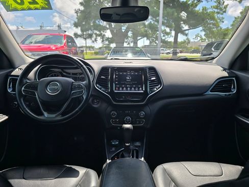 Used 2020 Jeep Cherokee Limited AWD/4WD image 12