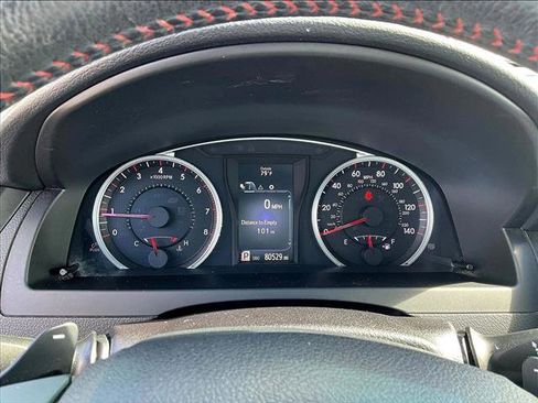 Used 2017 Toyota Camry SE image 20